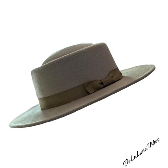 Wide Brim Felt Hat Camel Color with Band. Pre-owned. - Picture 3 of 6
